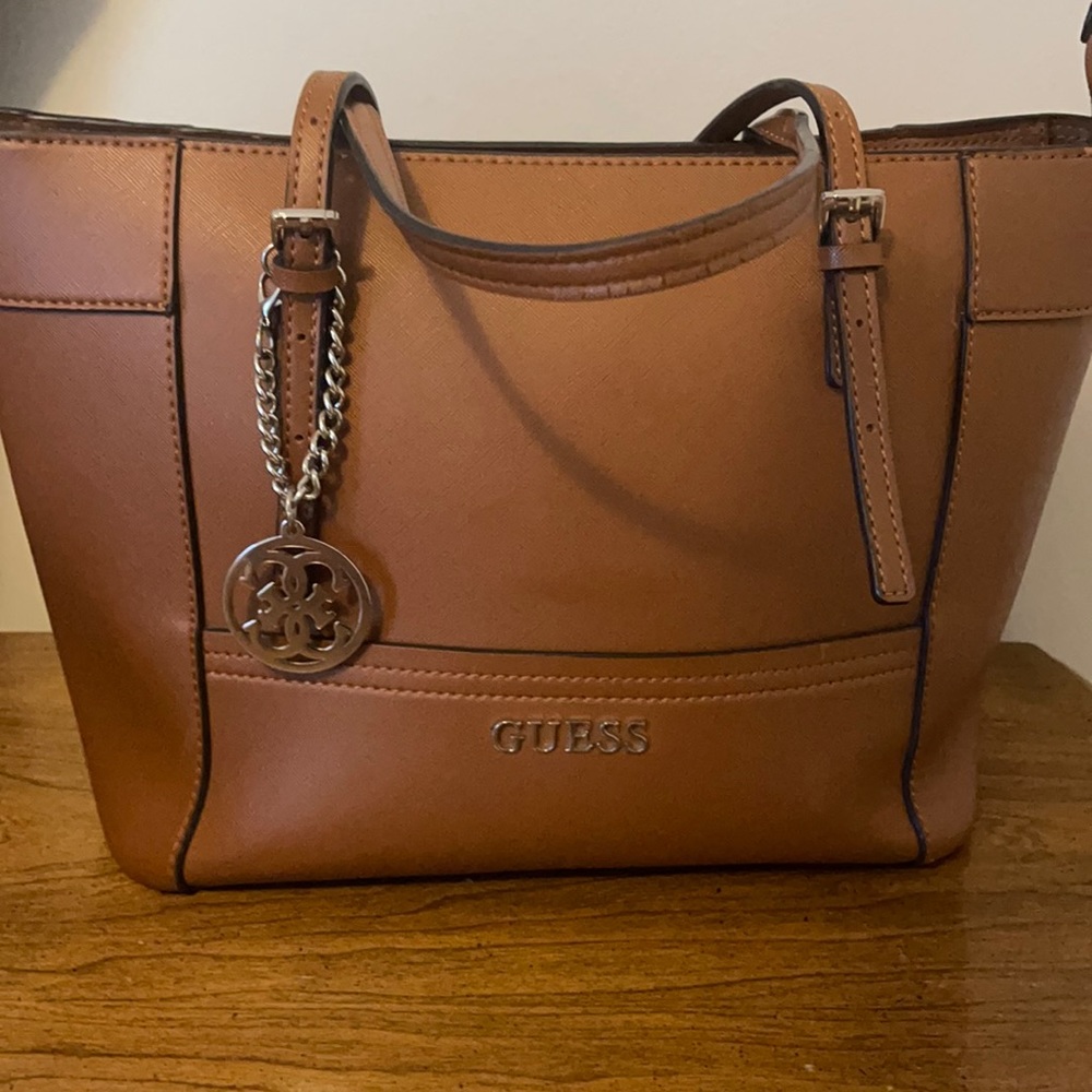 Guess Handbag Medium Brown🌻🤎